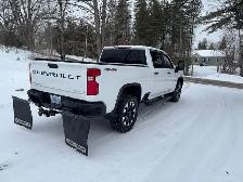 2020 Chevy Silverado 2500Hd. - Photo 4