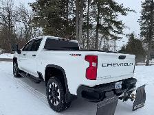 2020 Chevy Silverado 2500Hd. - Photo 5