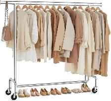SONGMICS Heavy-Duty Rolling Garment Rack – Extendable Silver