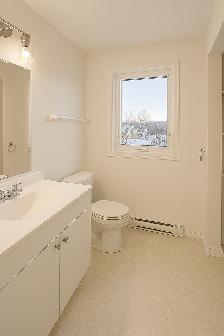 Two Bedroom Unit For Rent - Photo 4