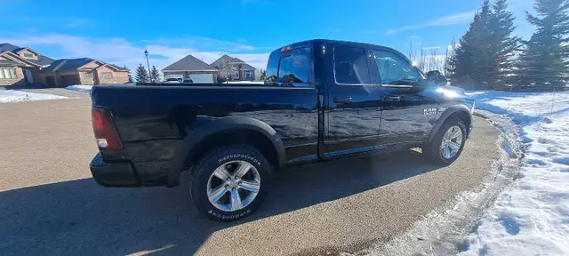 2013 Ram 1500 5.7L Hemi ❄️ 4x4 ❄️ - Photo 2