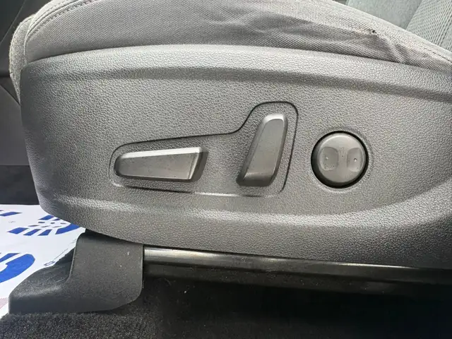 2019 HYUNDAI SANTA FE PREFERRED - WOOD TRIM - HTD STS - B/U CAM - Photo 17