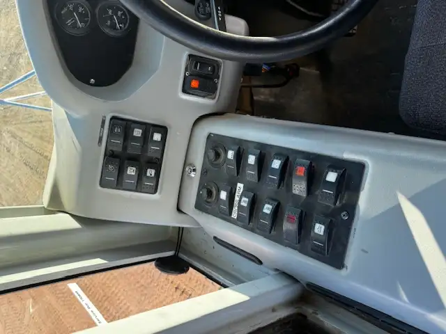 2015 Lion 360 School Bus - Photo 2