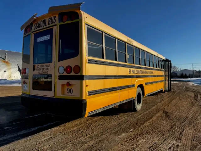 2015 Lion 360 School Bus - Photo 5