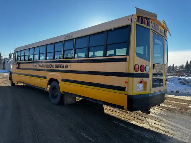 2015 Lion 360 School Bus - Photo 8