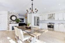 Beautiful Detached 4 Bed in Cayuga, with a pool! - Photo 3