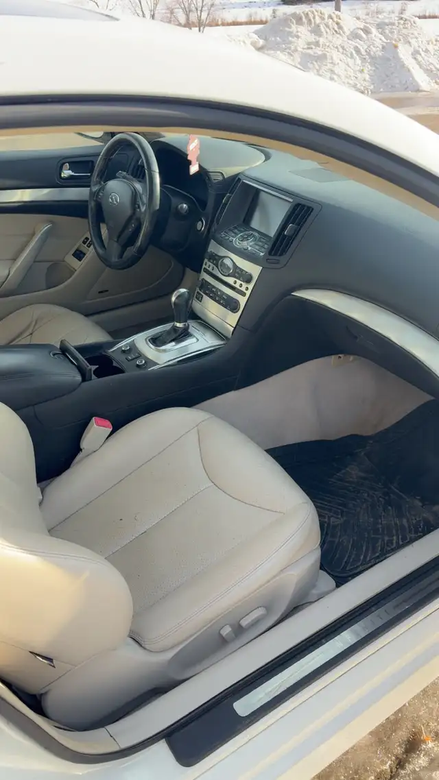 2013 Infiniti G37x Coupe - Photo 7