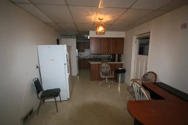 All Inclusive Rooms 4 Rent above Tang's Chinese Restaurant-173 C - Photo 5