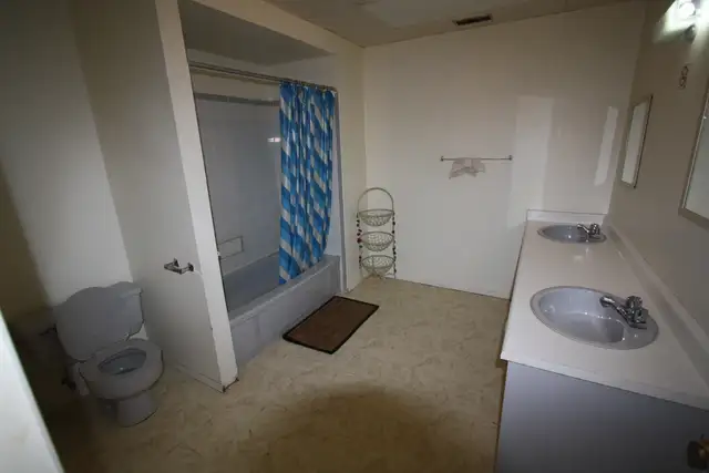 All Inclusive Rooms 4 Rent above Tang's Chinese Restaurant-173 C - Photo 7