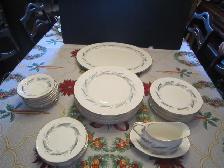 Paragon BRIDAL LEAF fine bone china