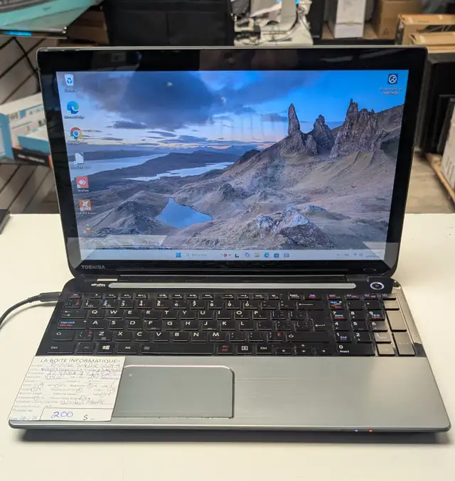 Toshiba Satellite C50T-A i7-4700M 8Go SSD 240Go 15po HDMI GT740M