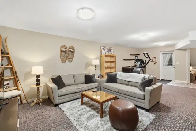 1121 Burgess Way - Photo 9