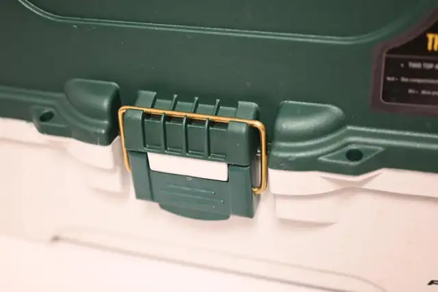 Fishing Gear Fishing Box with 3 Tray Green Metallic Off White - Photo 9