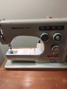 Husqvarna 2000 sewing machine for parts