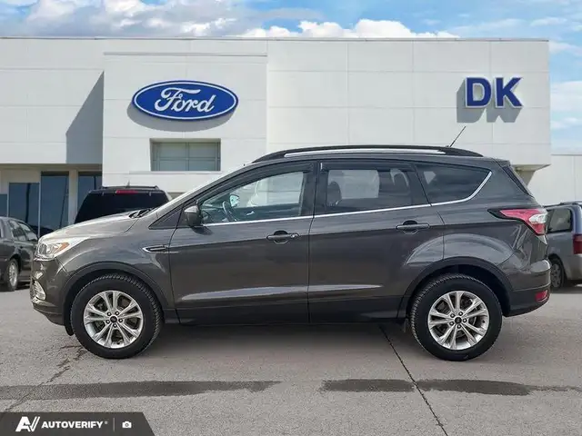 2018 Ford Escape SEL w/Leather, Moonroof, Nav, and More! - Photo 3