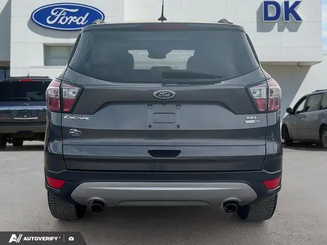 2018 Ford Escape SEL w/Leather, Moonroof, Nav, and More! - Photo 6
