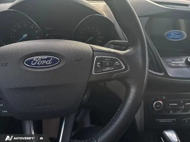 2018 Ford Escape SEL w/Leather, Moonroof, Nav, and More! - Photo 13