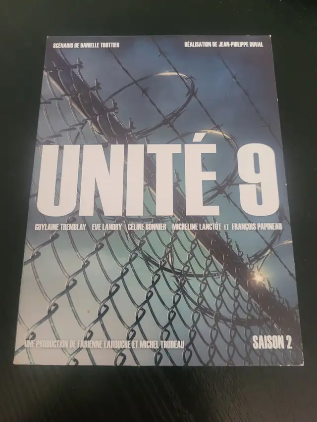 SAISON 2 UNITÉ 9 COMME NEUF DEMANDE 10$