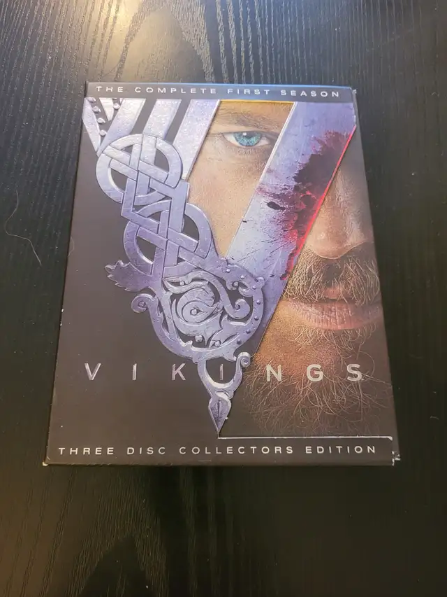 VIKINGS 1ERE SAISON 3 DICS ÉDITION COLLECTORDEMANDE 10$