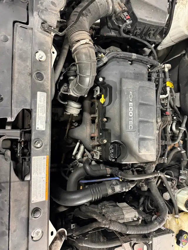 2013  Cruze Needs Body RepairGreat Parts Car - Photo 14