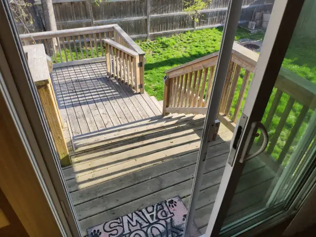 Furnished room for rent very close to Lambton College - Photo 8