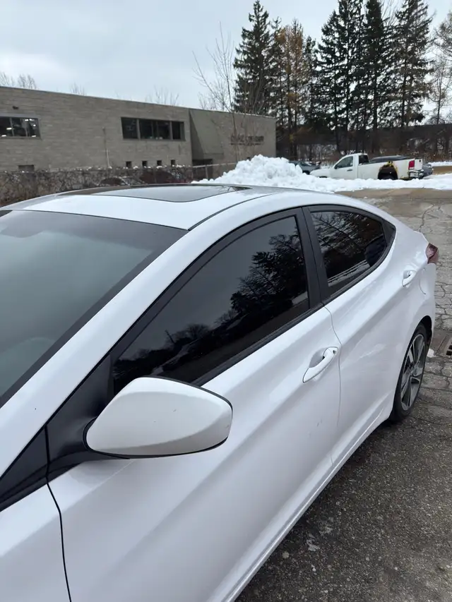 Hyundai Elantra 2015 - Photo 4