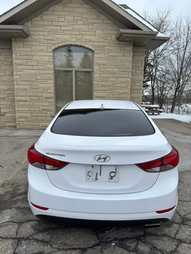 Hyundai Elantra 2015 - Photo 6