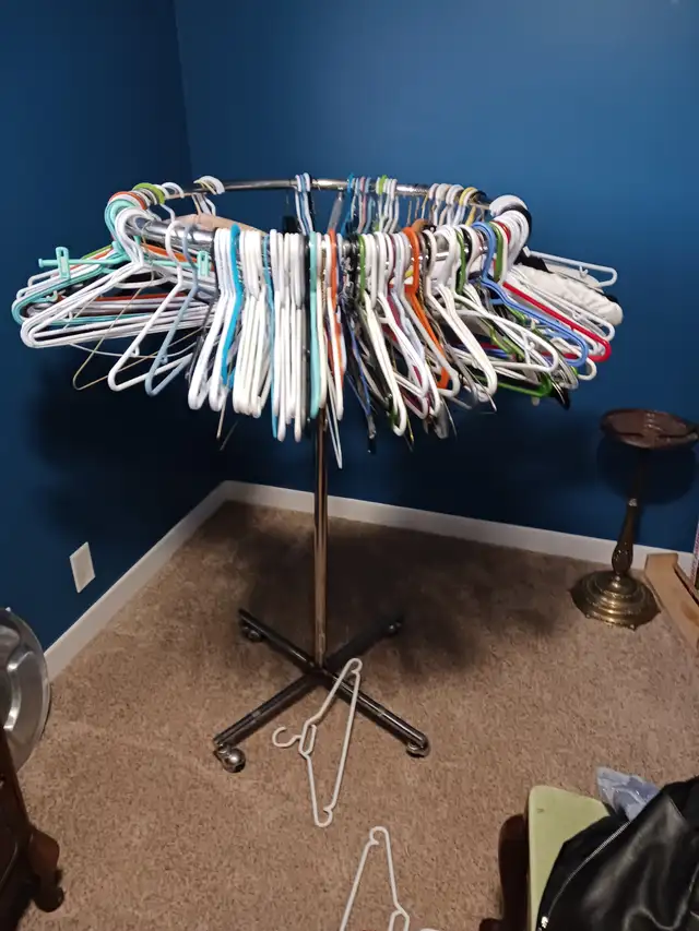 Free Clothing Rack
