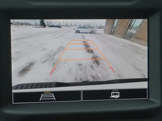 2024 Chevrolet SILVERADO 2500HD 4WD CREW ONLY 15,000KMS STILL AS - Photo 39