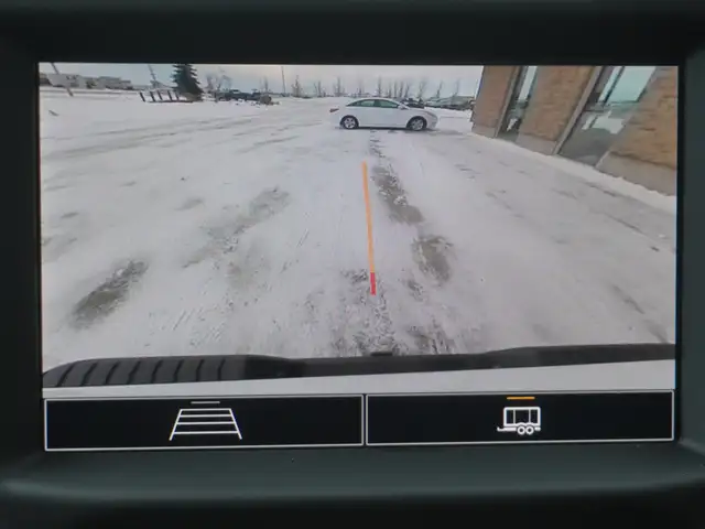 2024 Chevrolet SILVERADO 2500HD 4WD CREW ONLY 15,000KMS STILL AS - Photo 40