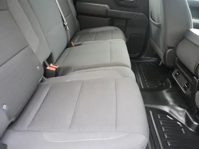 2024 Chevrolet SILVERADO 2500HD 4WD CREW ONLY 15,000KMS STILL AS - Photo 45