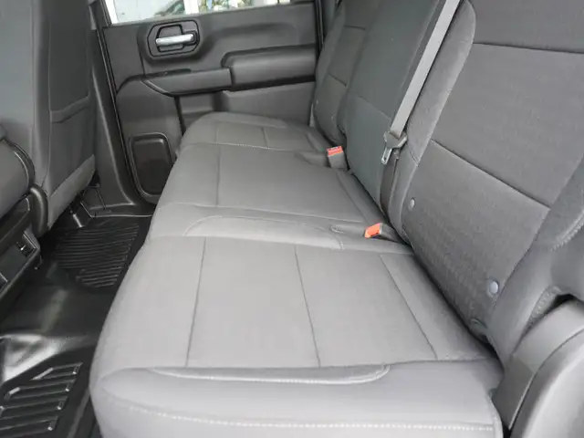 2024 Chevrolet SILVERADO 2500HD 4WD CREW ONLY 15,000KMS STILL AS - Photo 49