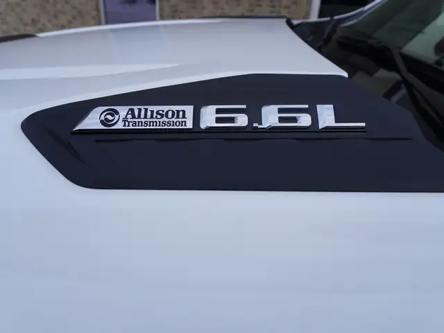 2024 Chevrolet SILVERADO 2500HD 4WD CREW ONLY 15,000KMS STILL AS - Photo 55