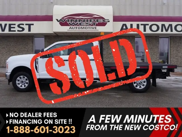 2023 Ford F-350 XLT 4WD Crew Cab 8' Box | SUPER CLEAN AND POWERF