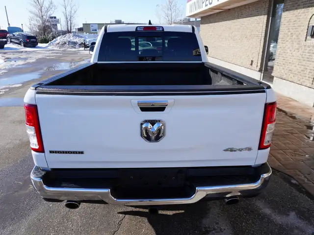 2019 Ram 1500 Big Horn 4x4 Quad Cab 6'4 Box LOADED, VERY CLEAN! - Photo 13
