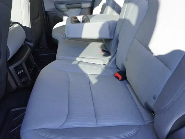 2019 Ram 1500 Big Horn 4x4 Quad Cab 6'4 Box LOADED, VERY CLEAN! - Photo 48