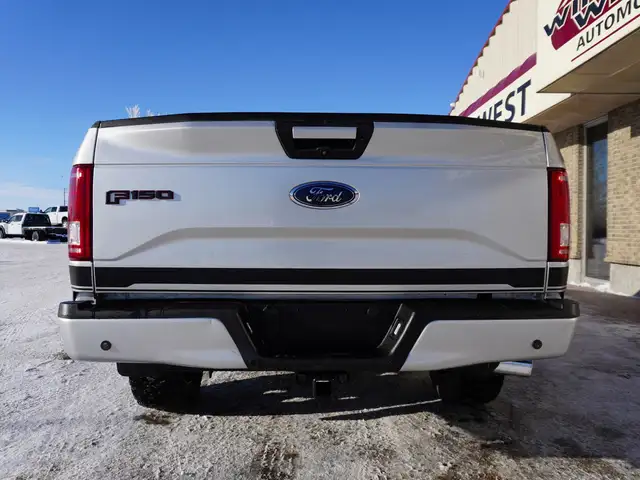 2017 Ford F-150 FX4 SPECIAL EDITION BUCKETS/CONSOLE HTD SEATS! - Photo 14