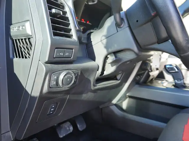 2017 Ford F-150 FX4 SPECIAL EDITION BUCKETS/CONSOLE HTD SEATS! - Photo 25