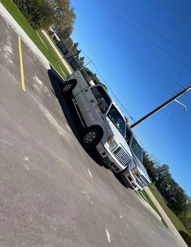 Ford F150 XLT - Photo 8