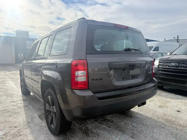 2015 Jeep Patriot Sport 4x4, Low Kms, One Owner, 138,000 KMS, Fi - Photo 7