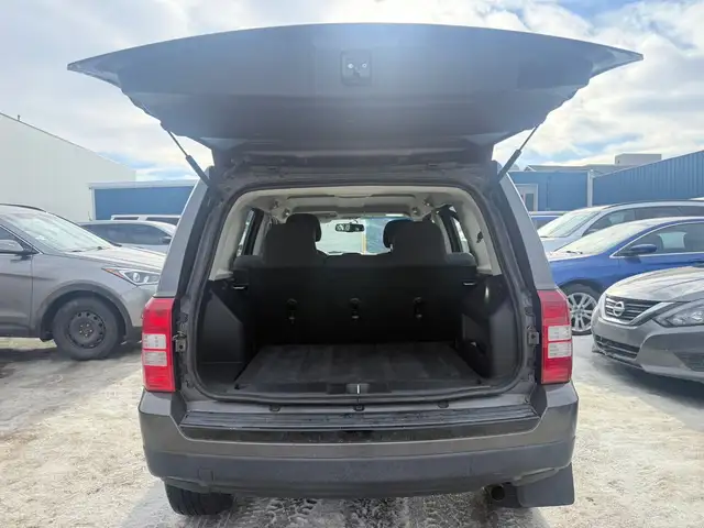 2015 Jeep Patriot Sport 4x4, Low Kms, One Owner, 138,000 KMS, Fi - Photo 8