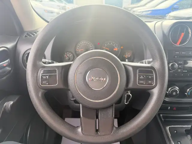 2015 Jeep Patriot Sport 4x4, Low Kms, One Owner, 138,000 KMS, Fi - Photo 11