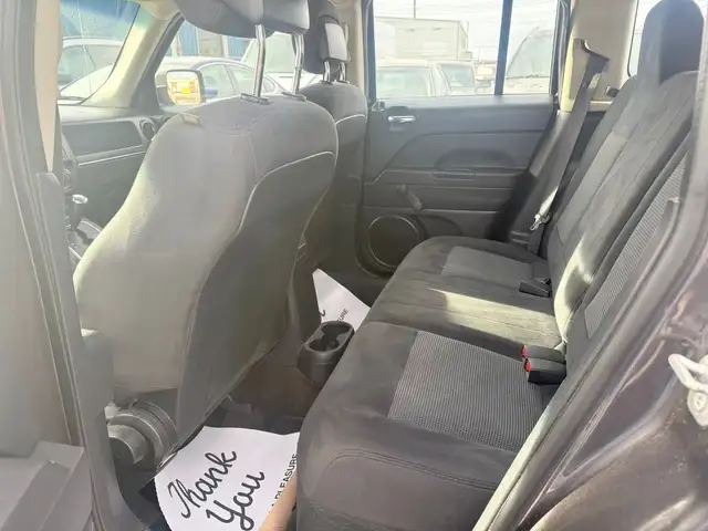 2015 Jeep Patriot Sport 4x4, Low Kms, One Owner, 138,000 KMS, Fi - Photo 19