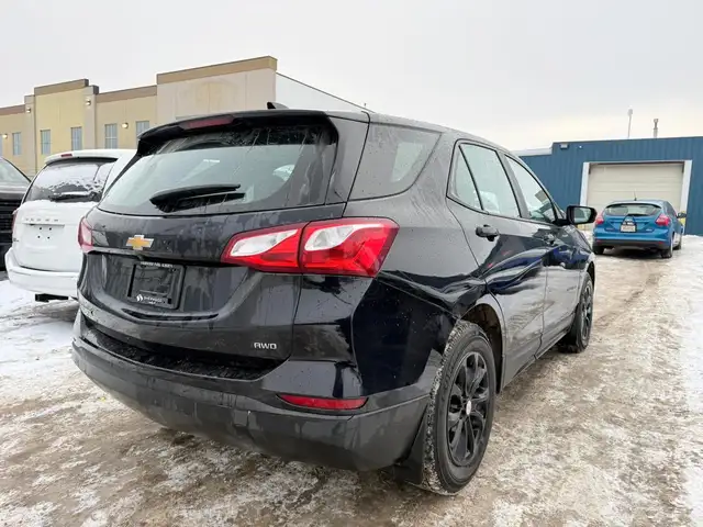 2020 Chevrolet Equinox LS AWD, 130,000 KMS, Remote Starter, Back - Photo 4