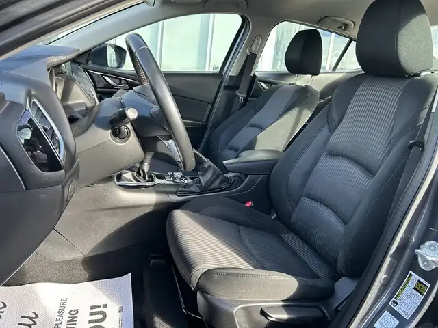 2014 Mazda MAZDA3 GS - Photo 14