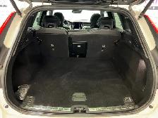 2021 Volvo XC60 - Photo 6