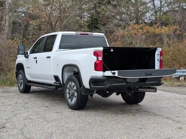 2026 Chevrolet Silverado 2500HD Custom- Snow Plow Prep/Camper - Photo 17