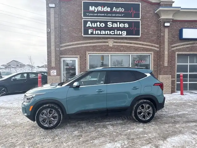 2025 Kia Seltos EX AWD