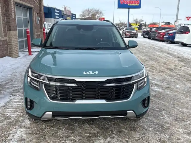 2025 Kia Seltos EX AWD - Photo 2