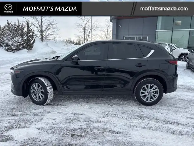 2024 Mazda CX-5 GS ONE OWNER - LOW MILEAGE - Photo 2